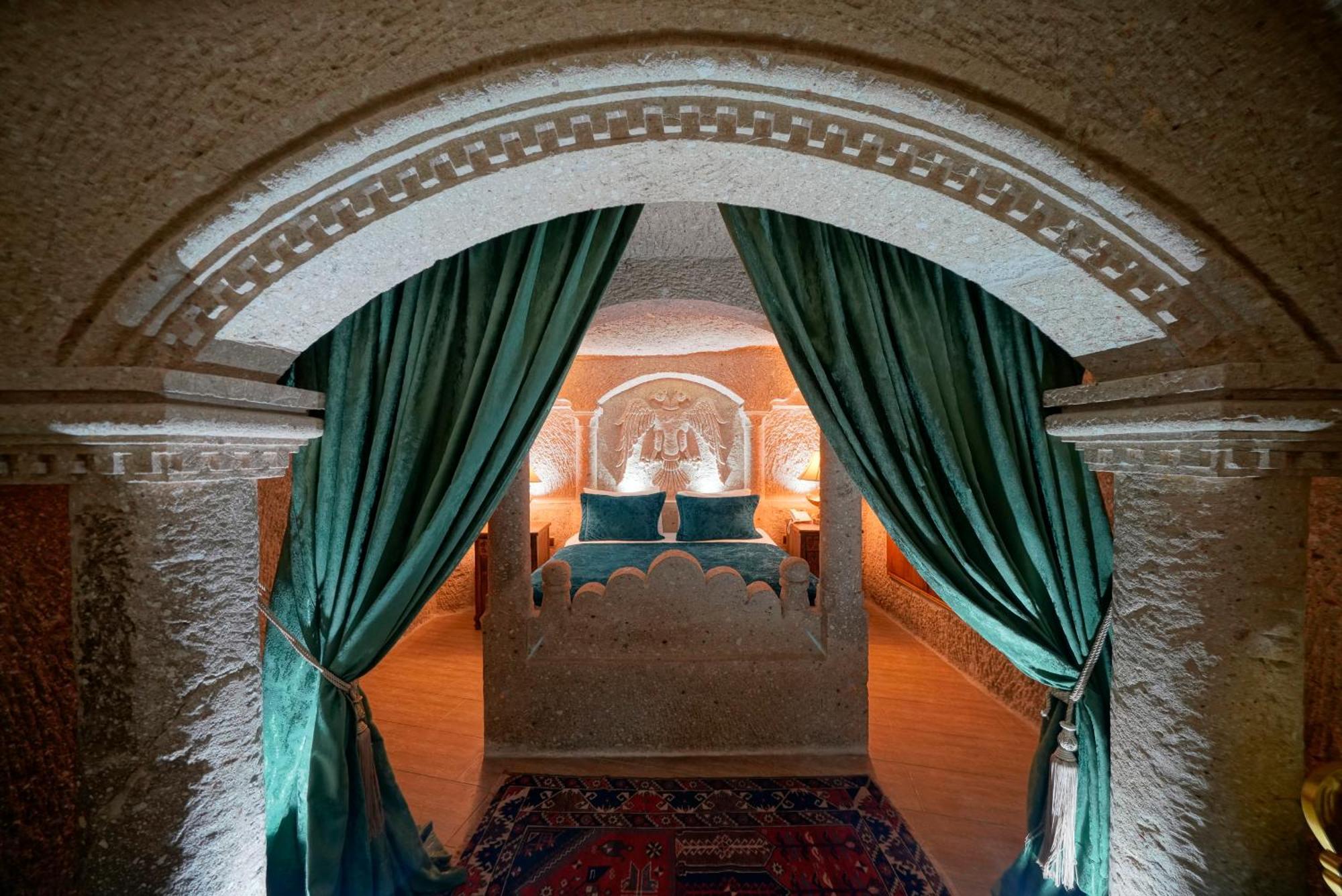 Holiday Cave Hotel Гореме Экстерьер фото